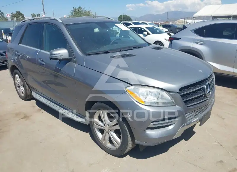 2013 Mercedes Benz ML 350 фото