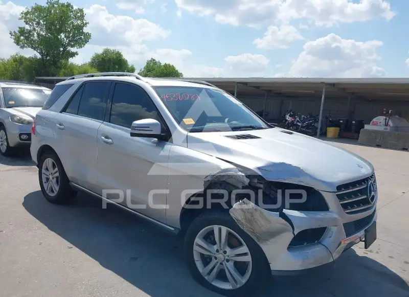 2013 Mercedes Benz ML 350 photo