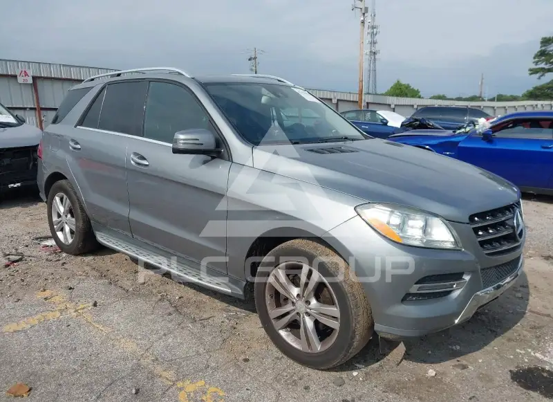 2013 Mercedes Benz ML 350 фото