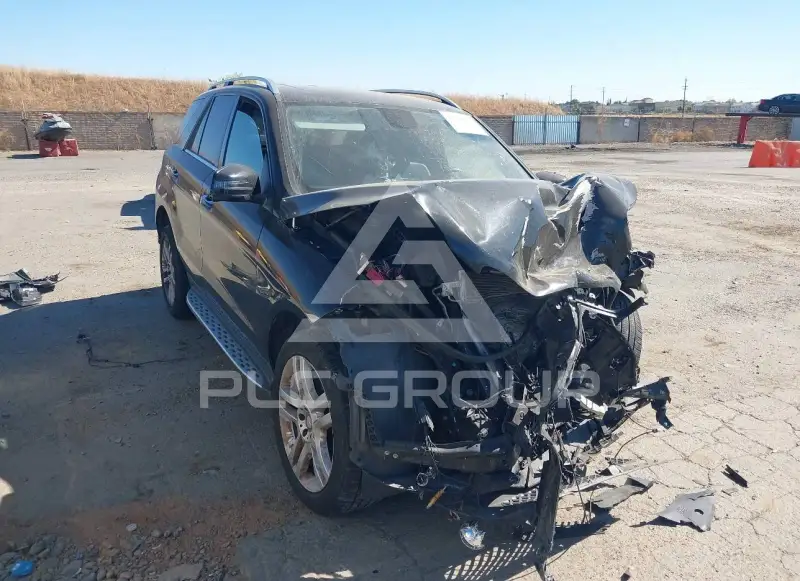 2013 Mercedes Benz ML 350 фото