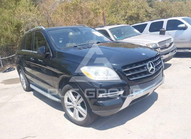 2013 Mercedes Benz ML 350 фото