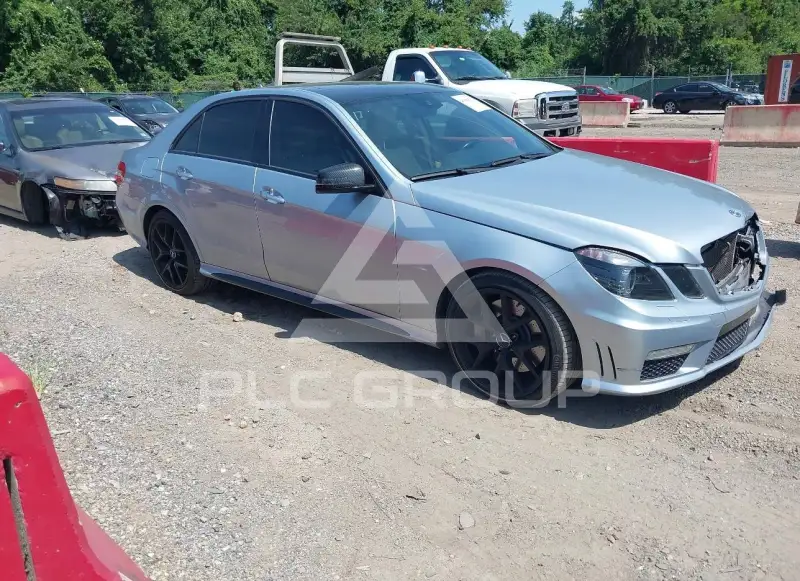 2013 Mercedes Benz E 550 фото