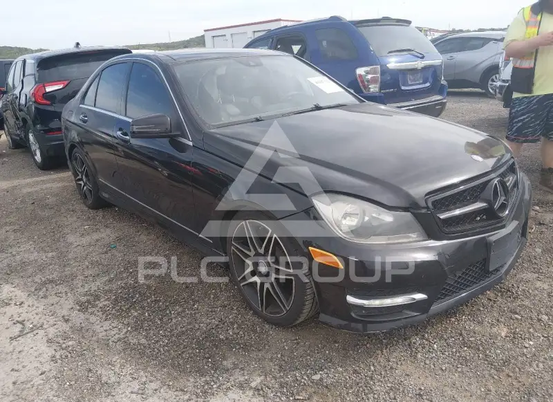 2013 Mercedes Benz C-Class фото