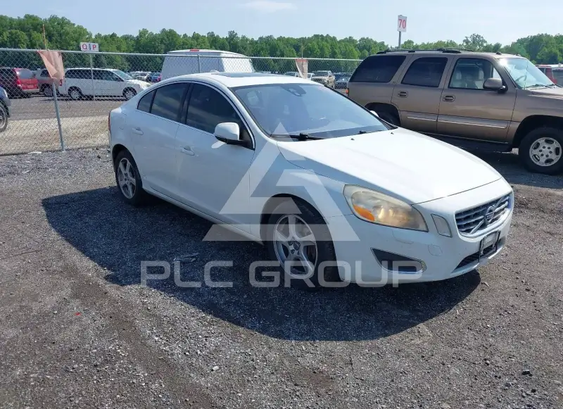 2013 Volvo S60 фото