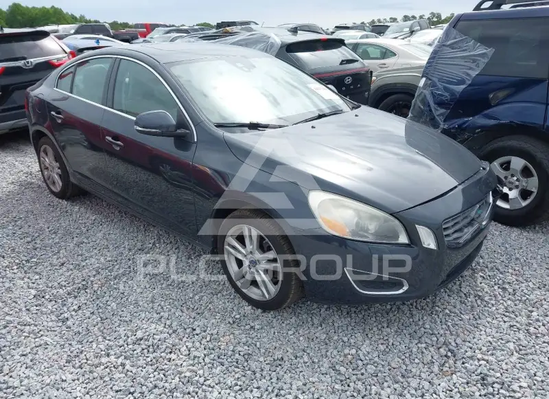 2013 Volvo S60 photo