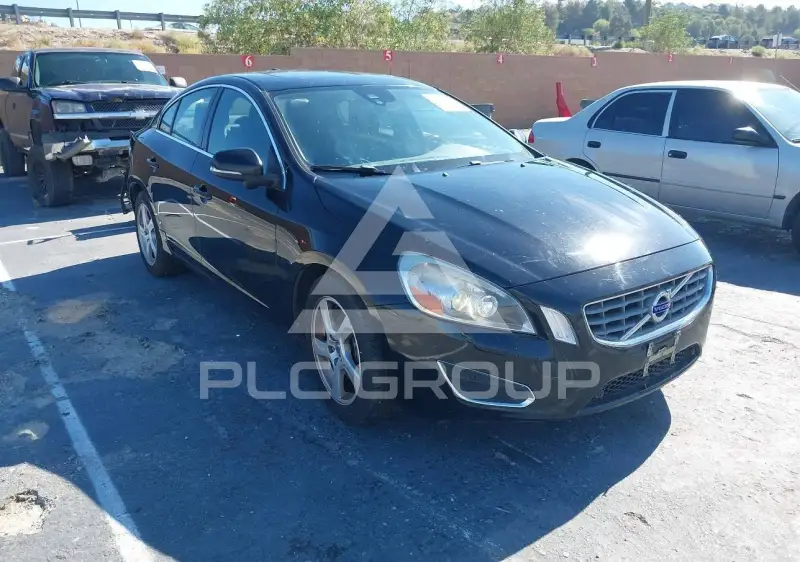 2013 Volvo S60 фото