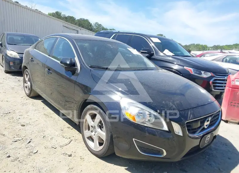 2013 Volvo S60 фото