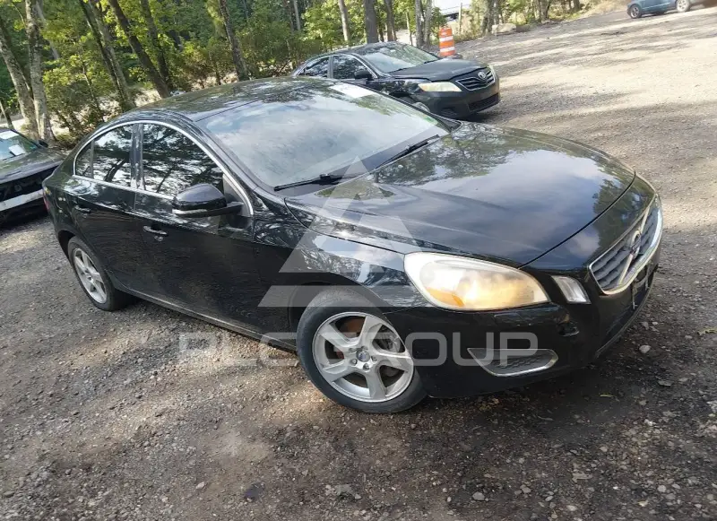 2013 Volvo S60 photo