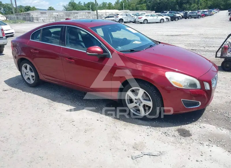 2013 Volvo S60 фото