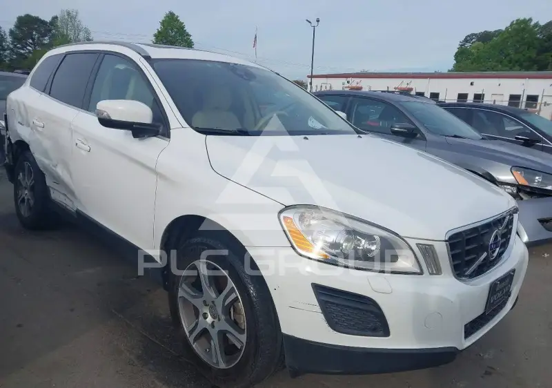 2013 Volvo XC60 photo