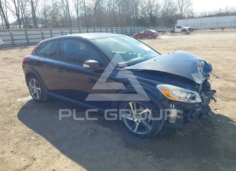 2013 Volvo C30 фото