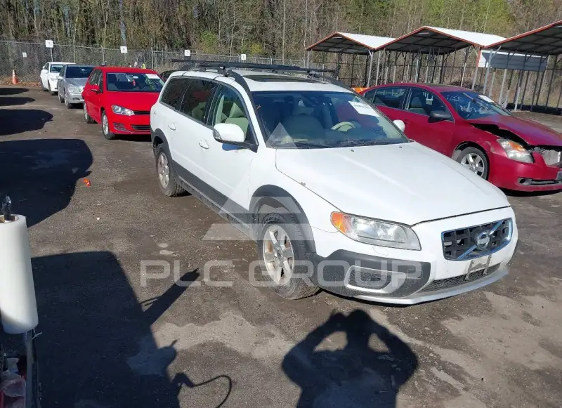 2013 Volvo XC70 photo
