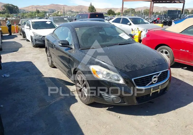 2013 Volvo C70 photo