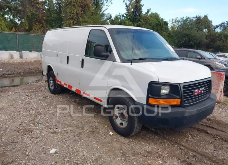 2013 GMC SAVANA photo