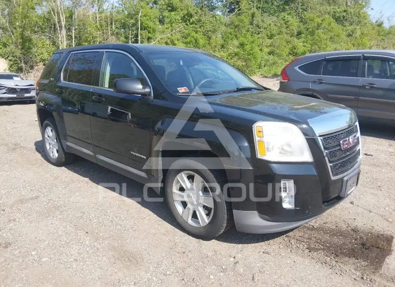2013 GMC TERRAIN фото