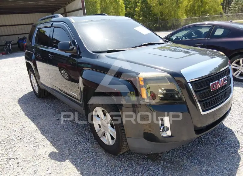 2013 GMC TERRAIN фото