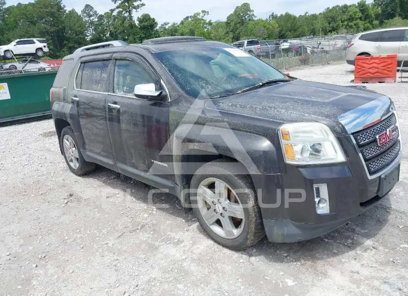 2013 GMC TERRAIN фото