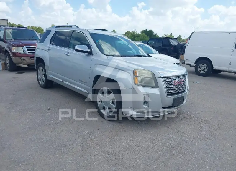 2013 GMC TERRAIN photo