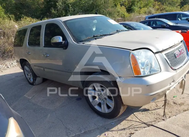 2013 GMC YUKON фото
