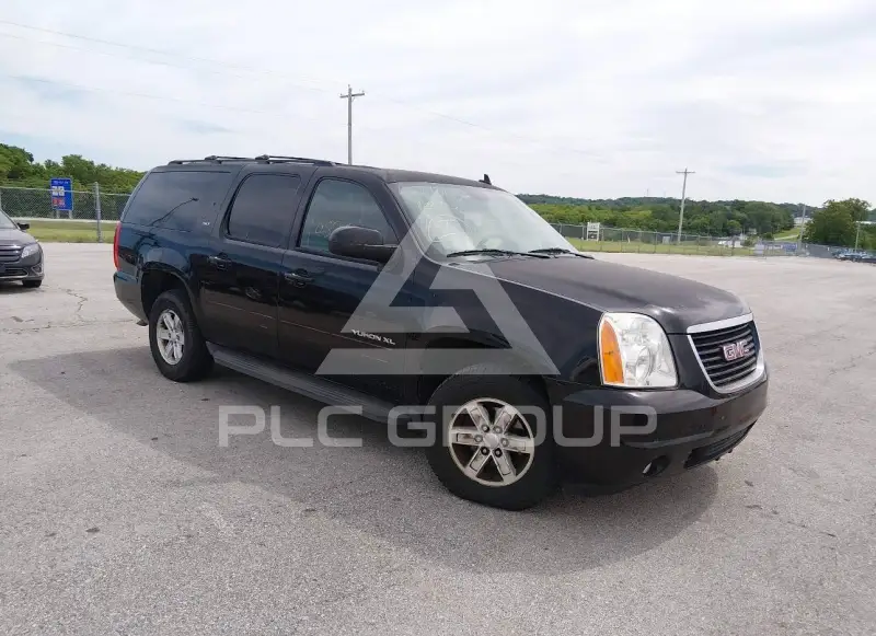 2013 GMC YUKON photo