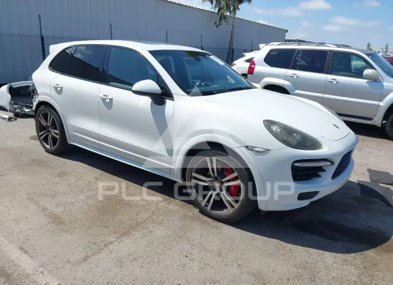 2013 Porsche Cayenne photo