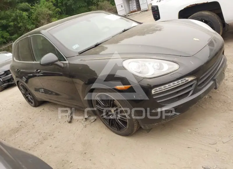 2013 Porsche Cayenne photo