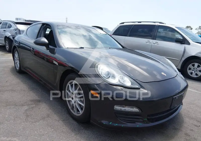 2013 Porsche Panamera фото