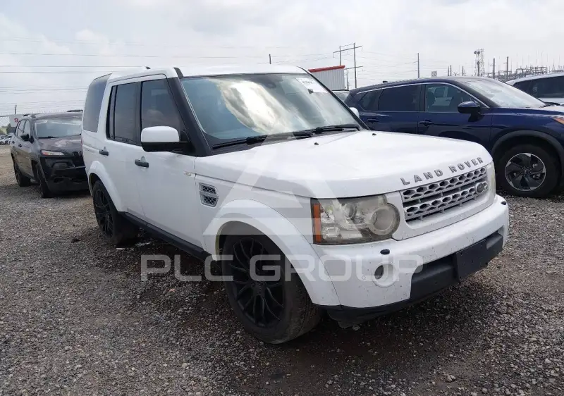 2013 Land Rover LR4 photo