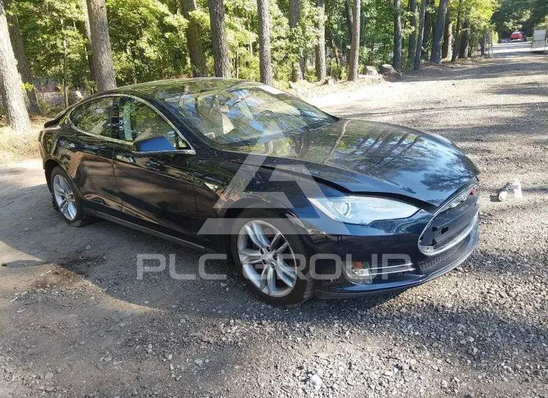 2013 Tesla Model S фото