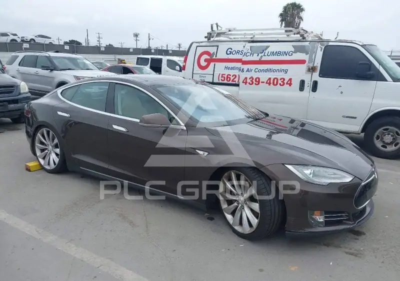 2013 Tesla Model S фото