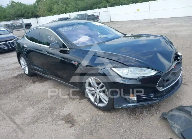 2013 Tesla Model S фото