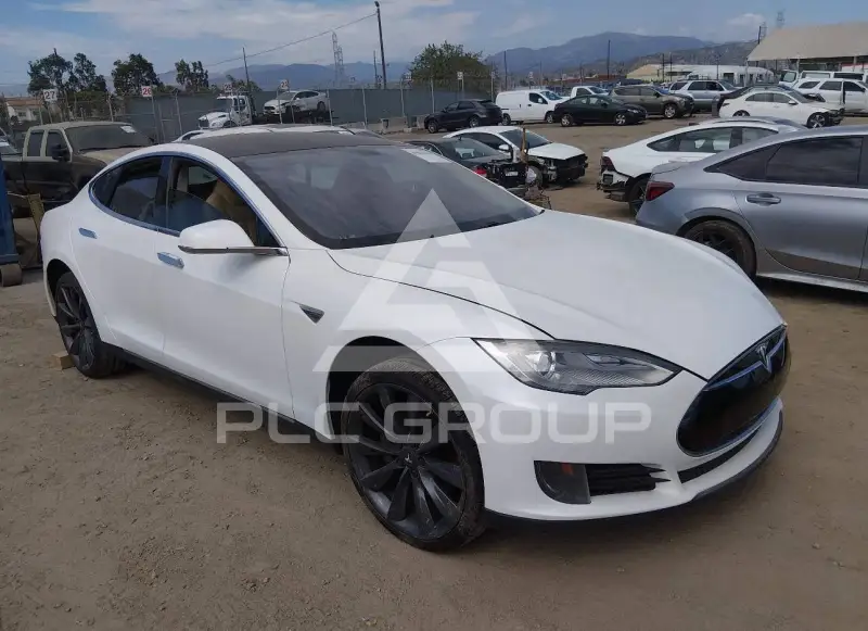 2013 Tesla Model S фото