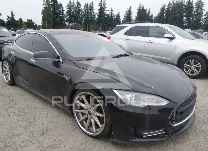 2013 Tesla Model S фото