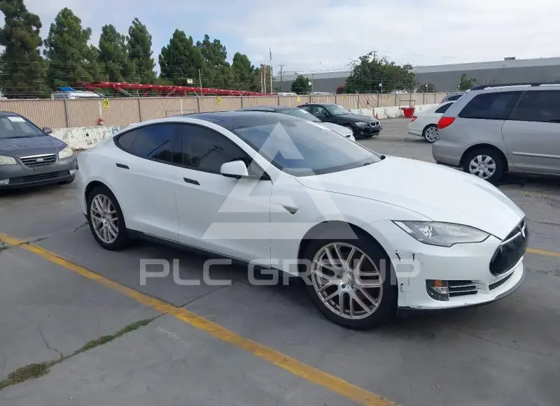 2013 Tesla Model S photo