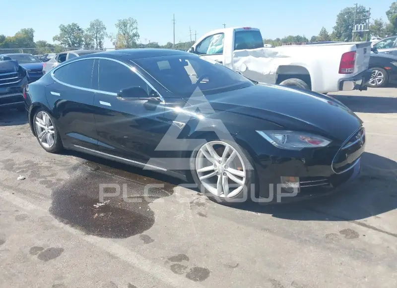 2013 Tesla Model S фото
