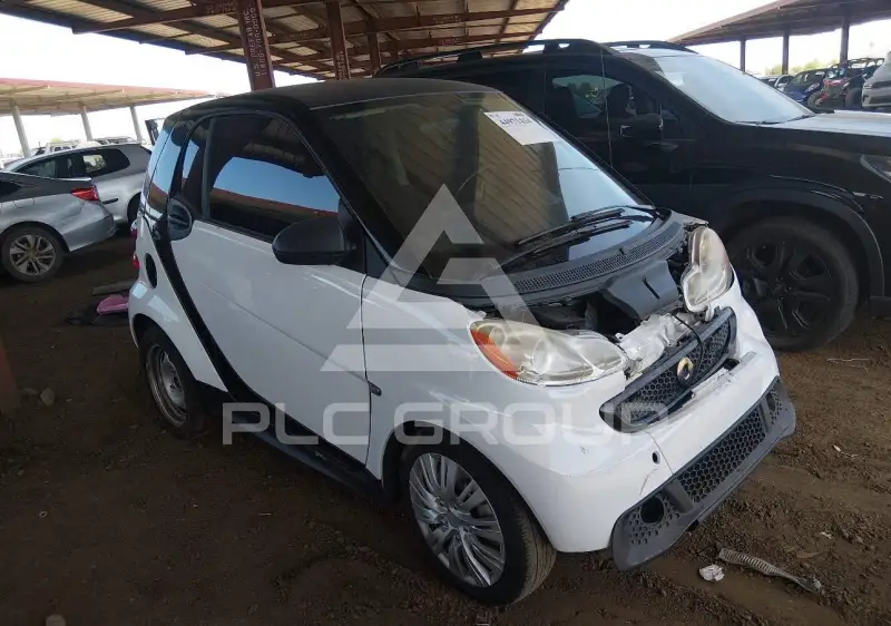 2013 Smart FORTWO photo