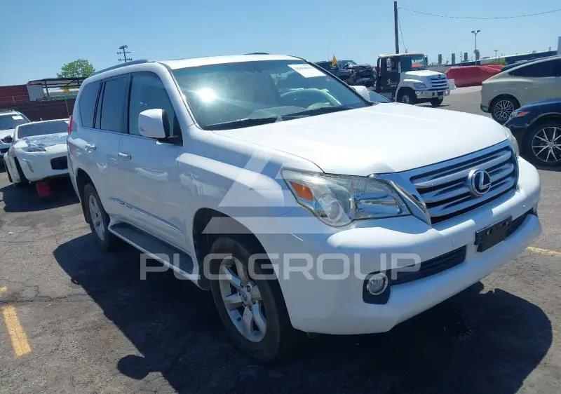 2013 Lexus GX460 photo