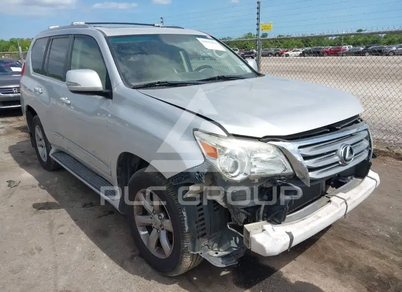 2013 Lexus GX460 photo