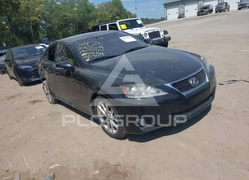 2013 Lexus IS250 photo