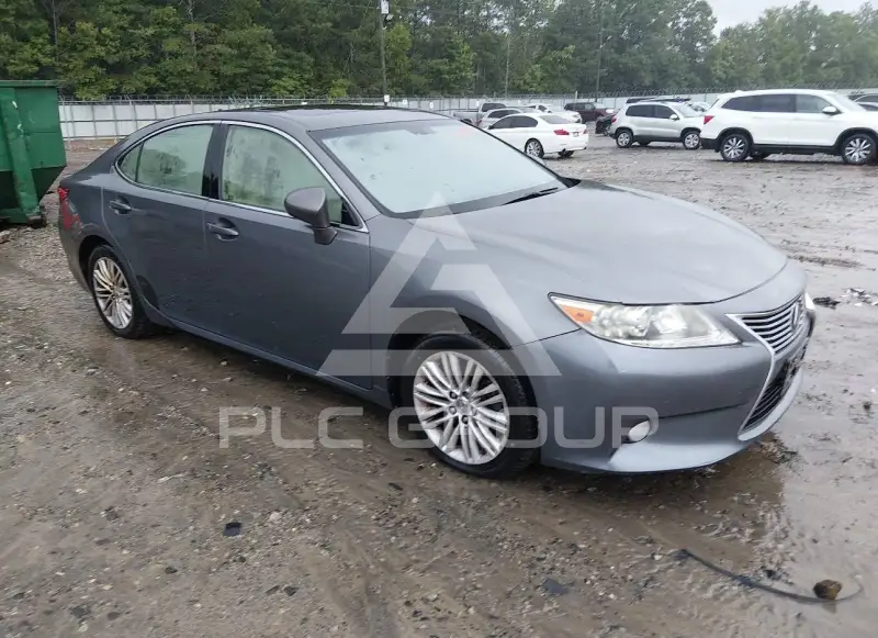2013 Lexus ES350 photo