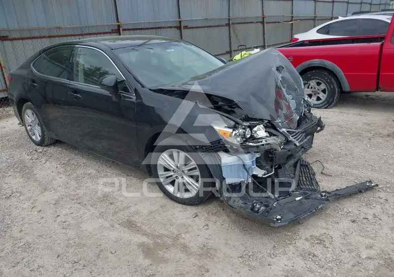 2013 Lexus ES350 photo