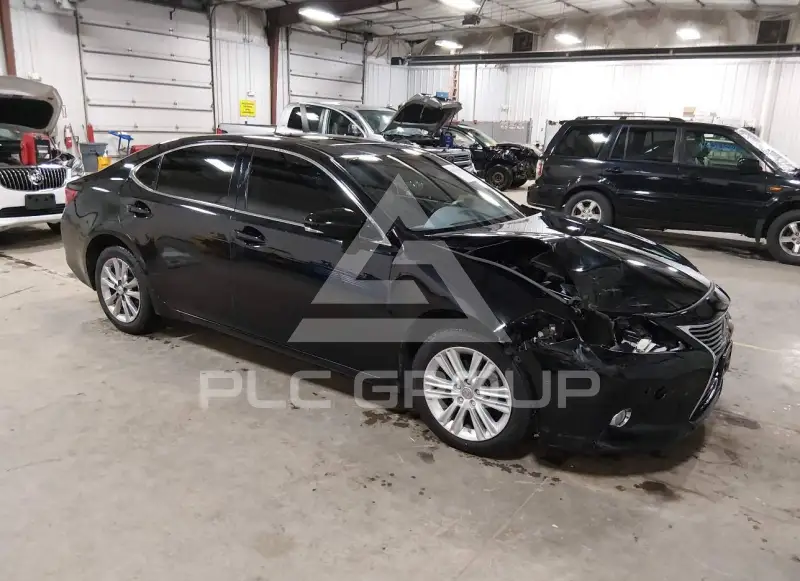 2013 Lexus ES350 photo