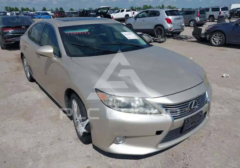 2013 Lexus ES350 фото
