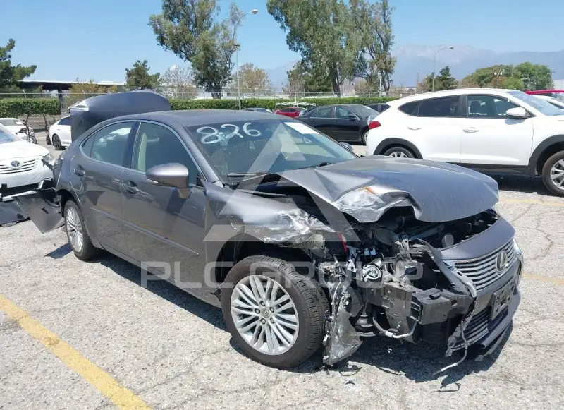 2013 Lexus ES350 photo