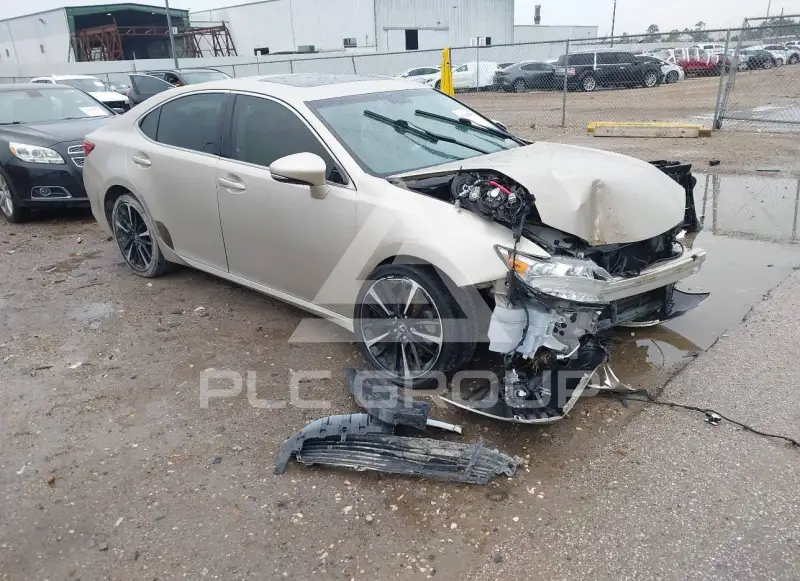 2013 Lexus ES350 photo