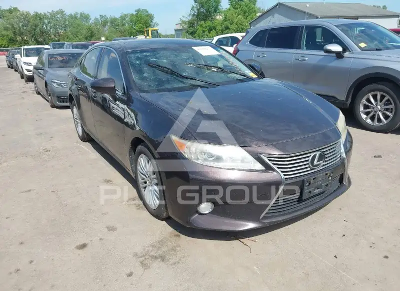 2013 Lexus ES350 фото