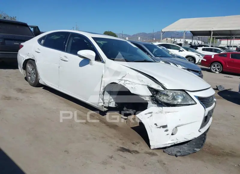 2013 Lexus ES350 photo