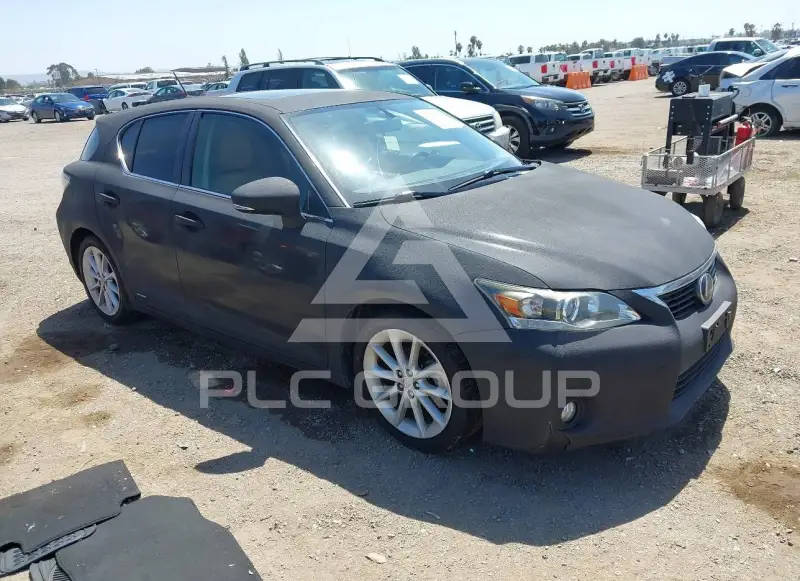 2013 Lexus CT200 фото