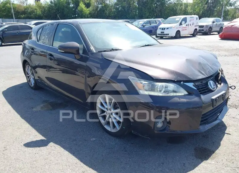 2013 Lexus CT200 фото
