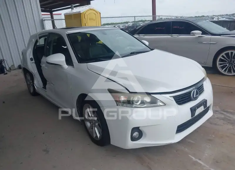 2013 Lexus CT200 фото
